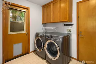 15046 SE 65th St, Bellevue, WA 98006 - Photo 20
