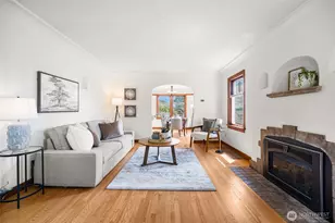 8248 16th Ave NE, Seattle, WA 98115 - Photo 4