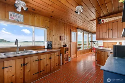 3130 Green Road, Oak Harbor, WA 98277 - Photo 18