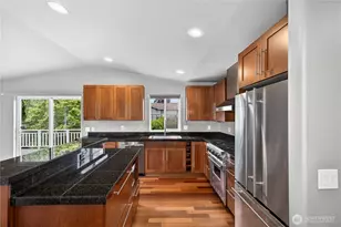1203 30th St, Anacortes, WA 98221 - Photo 8