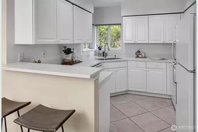 4808 NE Sunset Boulevard #C104, Renton, WA 98059 - Photo 6