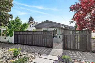 3039 61st Ave SW, Seattle, WA 98116 - Photo 2