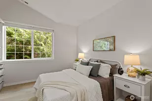 18560 NE 57th St, Redmond, WA 98052 - Photo 16