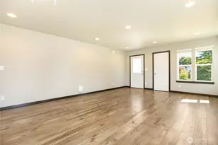 369 Hocker St, Coupeville, WA 98239 - Photo 2