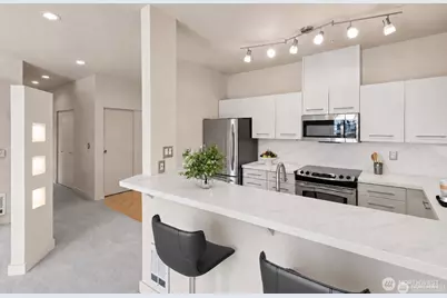 700 E Denny Way #603, Seattle, WA 98122 - Photo 4