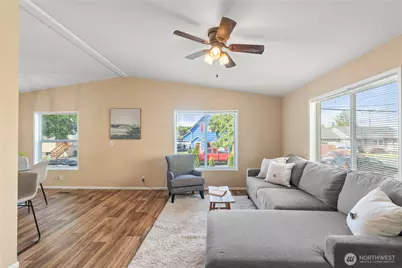 317 M Street, Hoquiam, WA 98550 - Photo 4
