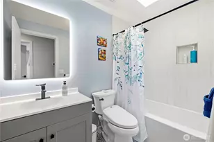 11212 NE 145th St, Kirkland, WA 98034 - Photo 18