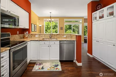 23748 SE 36th Lane, Sammamish, WA 98029 - Photo 24