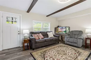 838 W Axton Rd, Bellingham, WA 98226 - Photo 2