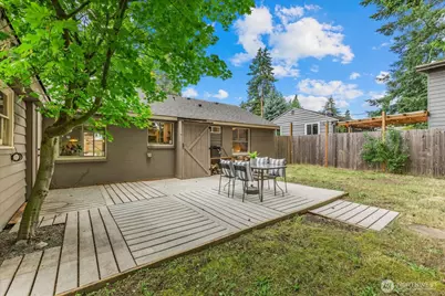 23007 53rd Avenue W, Mountlake Terrace, WA 98043 - Photo 24