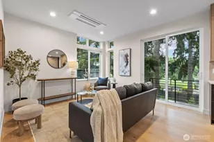 4235 S Bradford St, Seattle, WA 98118 - Photo 8