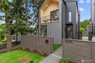 4235 S Bradford St, Seattle, WA 98118 - Photo 4