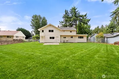 2205 97th Street E, Tacoma, WA 98445 - Photo 4