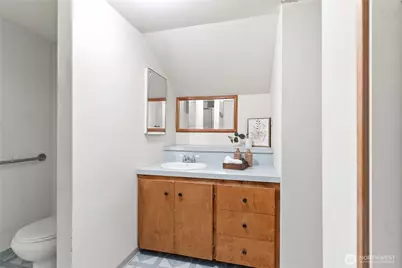 2205 97th Street E, Tacoma, WA 98445 - Photo 38