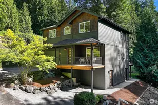 4320 Lakeway Dr, Bellingham, WA 98229 - Photo 1