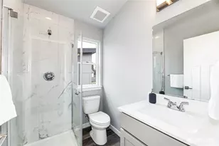 846 SW 136th St, Burien, WA 98166 - Photo 14