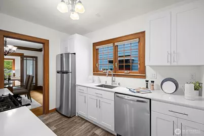 1417 Martin Luther King Jr Way, Seattle, WA 98122 - Photo 18