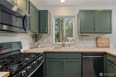 22328 Autumnwood Court SE, Yelm, WA 98597 - Photo 12