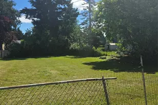 1718 Snyder Ave, Bremerton, WA 98312 - Photo 1