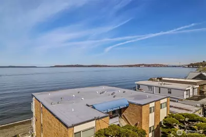 3015 Alki Avenue SW, Seattle, WA 98116 - Photo 4