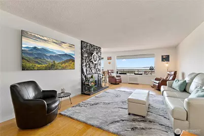 22222 Dock Avenue #2B, Des Moines, WA 98198 - Photo 1