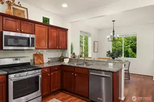 2422 NE Keystone Ct, Issaquah, WA 98029 - Photo 14