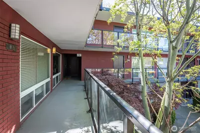 752 Bellevue Avenue E #208, Seattle, WA 98102 - Photo 16
