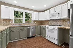 1016 49th Pl SW, Everett, WA 98203 - Photo 6