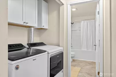 5300 Harbour Pointe Boulevard #305J, Mukilteo, WA 98275 - Photo 14