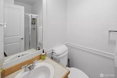 11308 SE 71st Place, Newcastle, WA 98056 - Photo 32