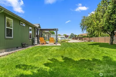 136 29th Street NW, East Wenatchee, WA 98802 - Photo 34