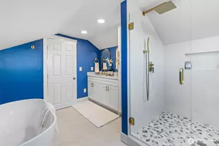 300 NW 47th St, Seattle, WA 98107 - Photo 20