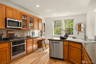 1906 Juneberry Ct NE, Issaquah, WA 98029 - Photo 8