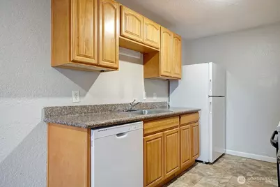 15409 9th Avenue SW, Burien, WA 98166 - Photo 4