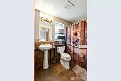 700 Kelsey Lane E, Eatonville, WA 98328 - Photo 20