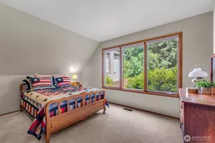 15454 SE 67th St, Bellevue, WA 98006 - Photo 26