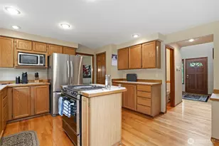 7634 116th Ct SE, Newcastle, WA 98056 - Photo 8