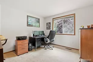 7634 116th Ct SE, Newcastle, WA 98056 - Photo 16