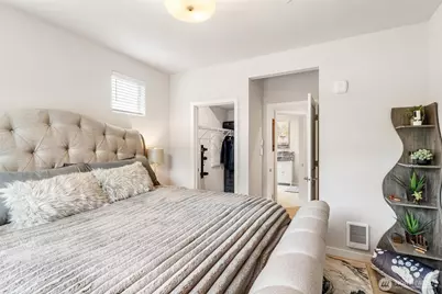 1845 SE 12th Place #H-204, North Bend, WA 98045 - Photo 12
