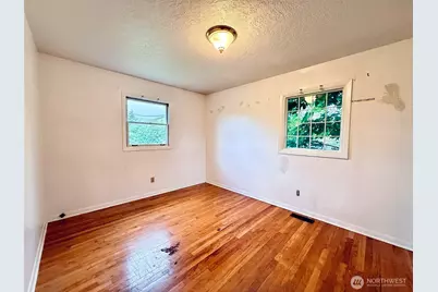 2827 Ocean Beach Highway, Longview, WA 98632 - Photo 16
