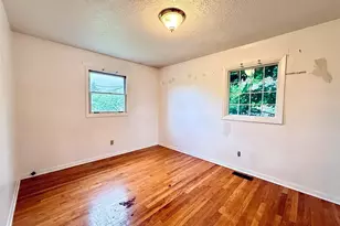 2827 Ocean Beach Hwy, Longview, WA 98632 - Photo 16