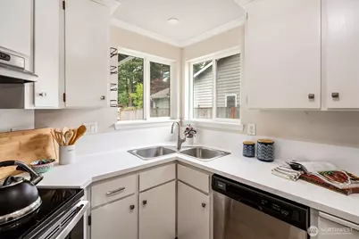 14222 61st Avenue SE, Everett, WA 98208 - Photo 12