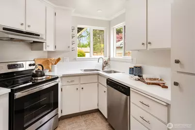 14222 61st Avenue SE, Everett, WA 98208 - Photo 10
