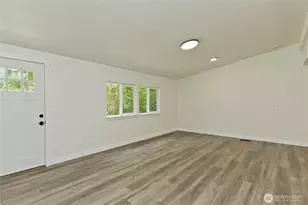 9704 274th St E, Graham, WA 98338 - Photo 6