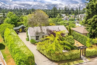 16107 Midvale Avenue N, Shoreline, WA 98133 - Photo 2