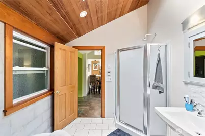 16107 Midvale Avenue N, Shoreline, WA 98133 - Photo 16