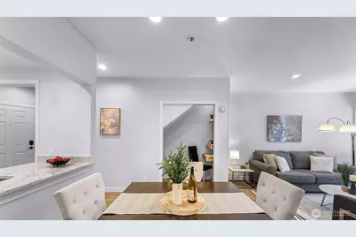 9039 NE Juanita Drive #104, Kirkland, WA 98034 - Photo 14