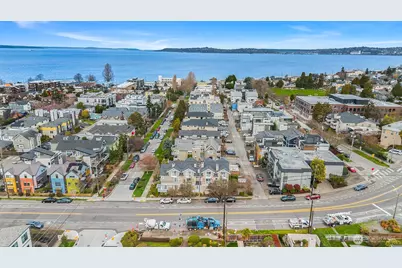 3056 60th Avenue SW, Seattle, WA 98116 - Photo 4