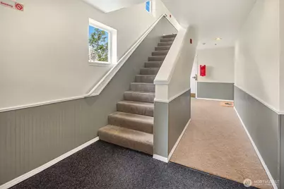 3056 60th Avenue SW, Seattle, WA 98116 - Photo 12