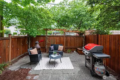 2801 NW 85th Street, Seattle, WA 98117 - Photo 2